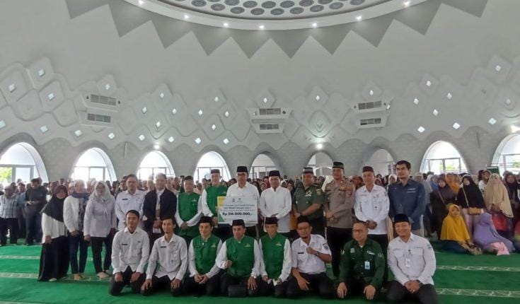 Alhamdulillah, Pemkot Pangkalpinang dan Basnaz Salurkan Santunan untuk 500 Kaum Dhuafa 5 IMG 20240704 WA0013