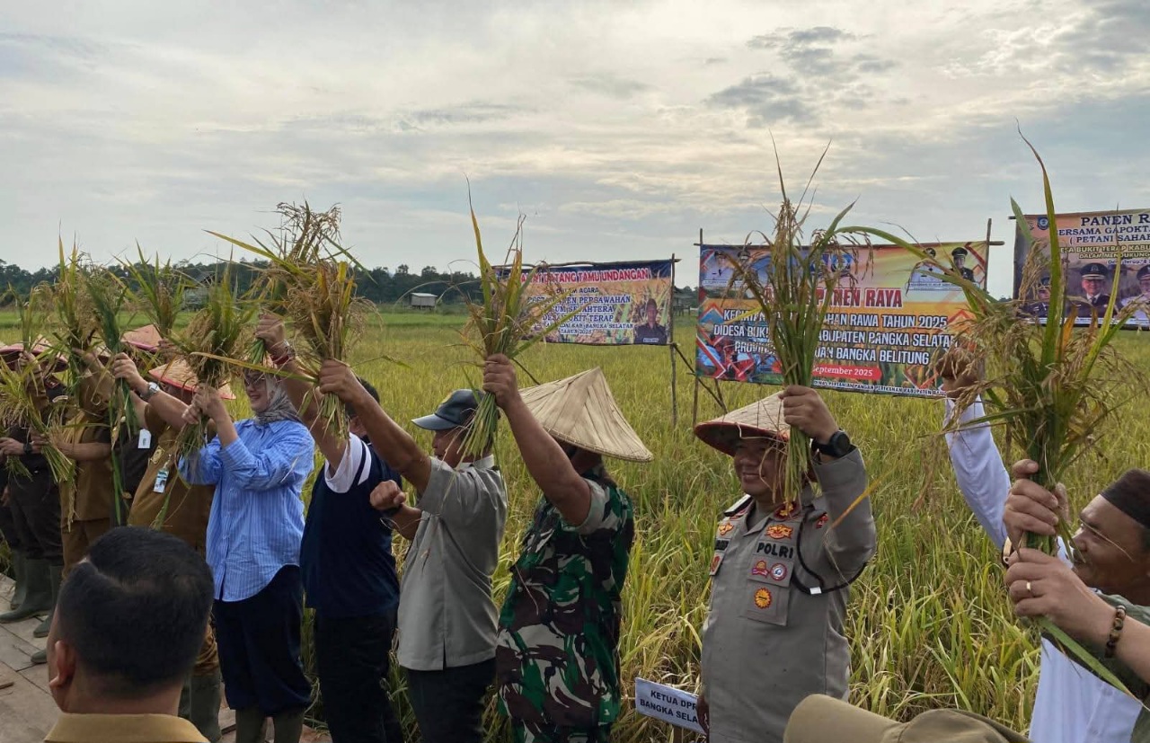 Bupati Riza Herdavid Apresiasi Tekad Petani Bangka Selatan 7 FB IMG 1757403691425