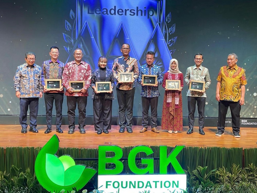 PT Timah Raih Penghargaan IELA 2025 untuk Transparansi ESG 7 69168ea22b21a